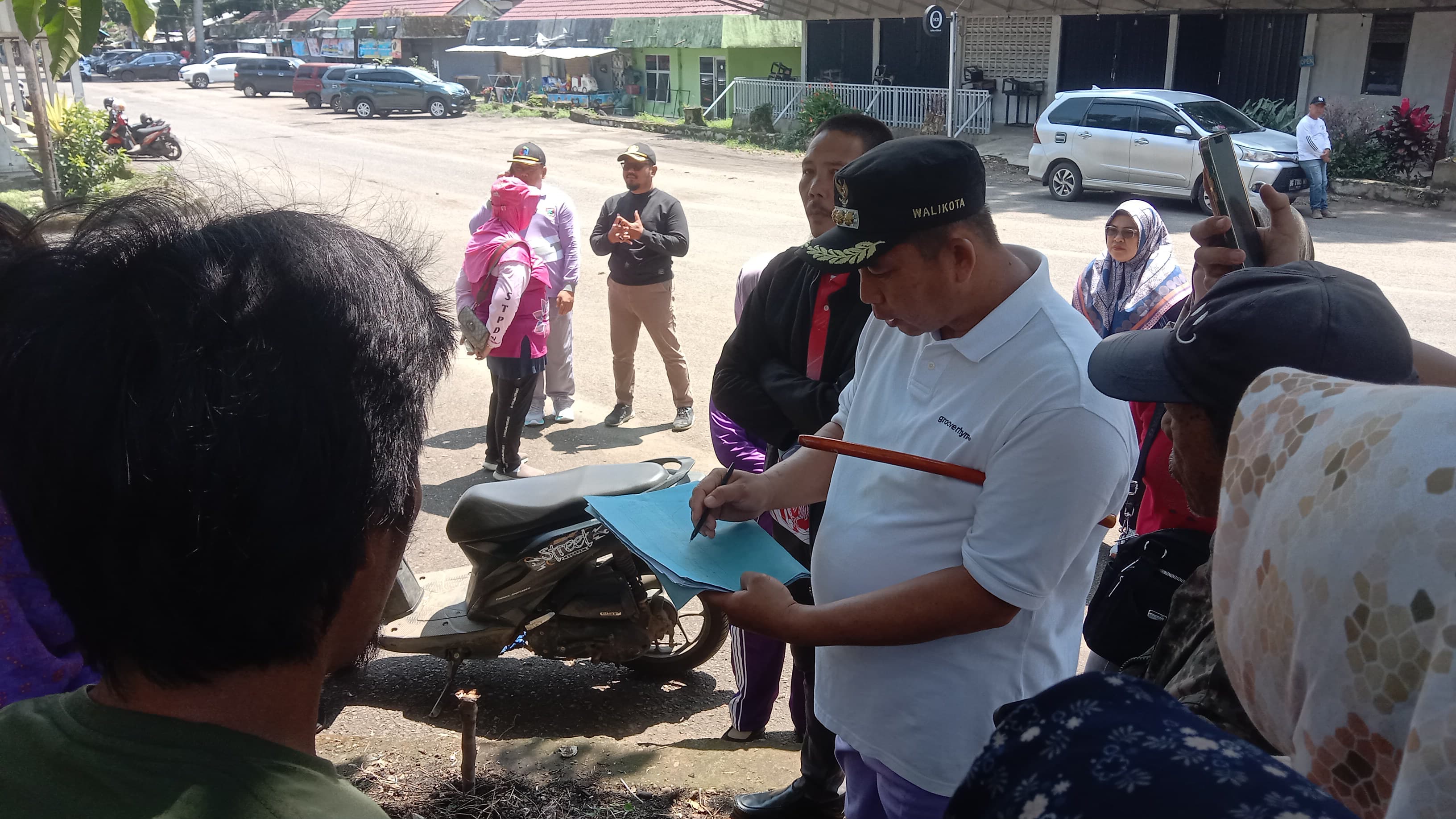 Penataan Pedagang Pasar Nendagung agar Alam  Jumat, 19 September 2025