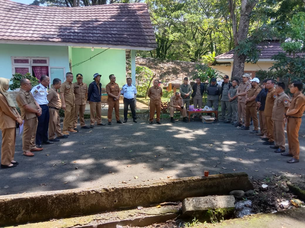 Relokasi Pedagang Pasar Nendagung Senin, 15 September 2025